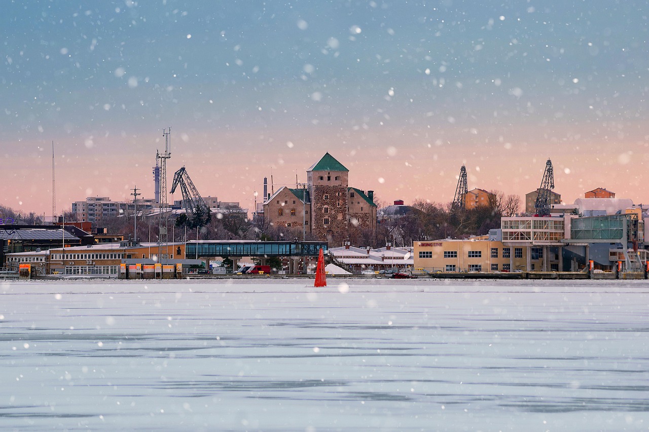 Turunlinna ja muuta maisemaa